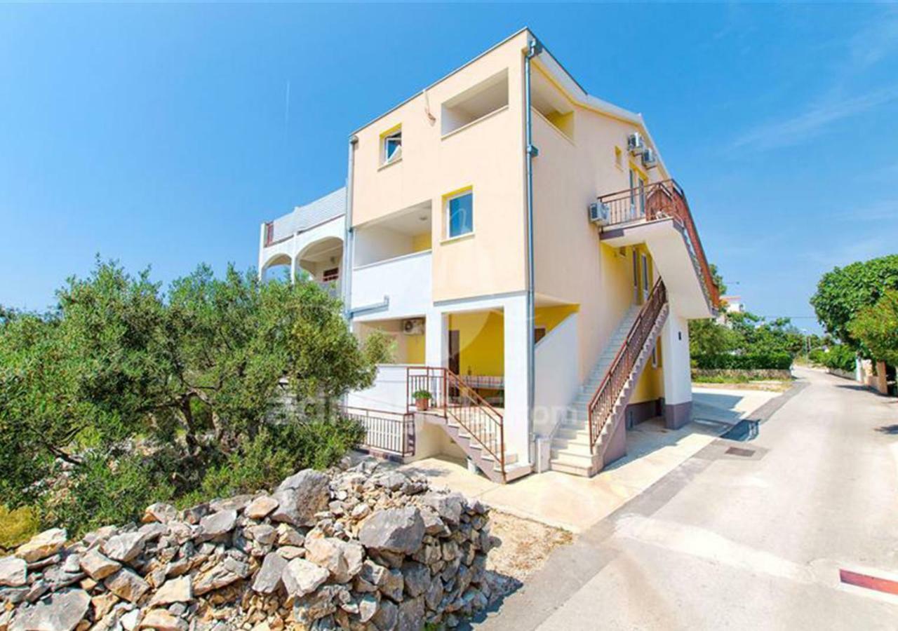 Apartments Iva 로고즈니차 외부 사진