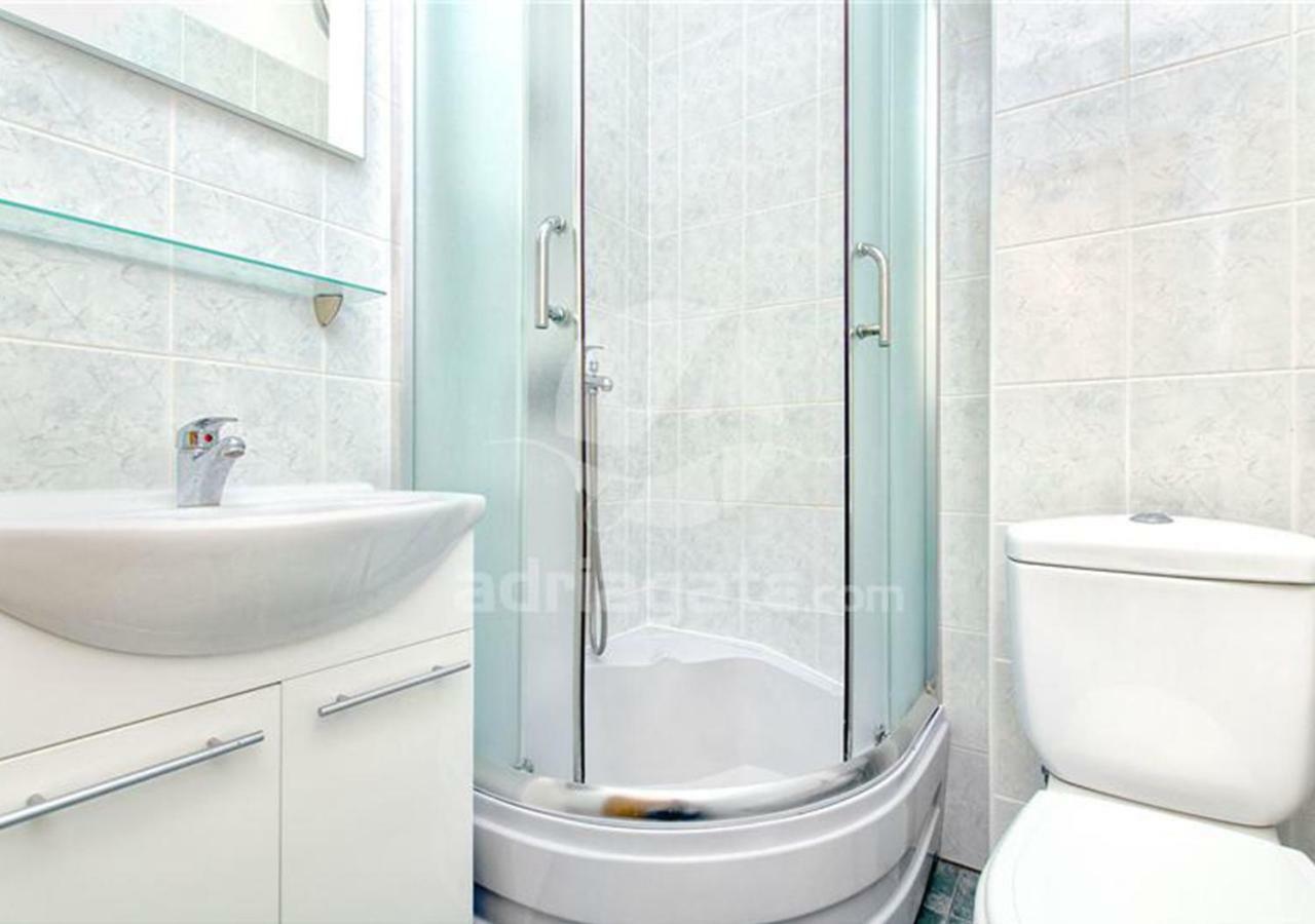 Apartments Iva 로고즈니차 외부 사진