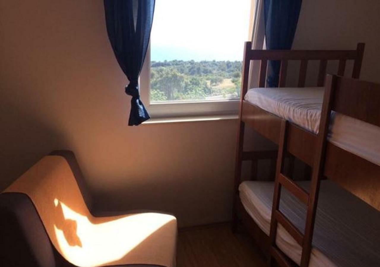 Apartments Iva 로고즈니차 외부 사진